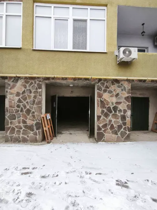 Продається Гараж Під легкове авто площа 21 кв.м 1-й поверх провулок Парковий 2Б Минай - фото 1