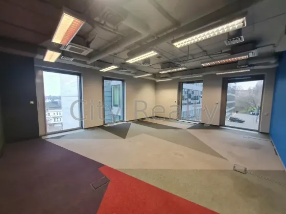 Здається Офісні приміщення площа 490 кв.м 3-й поверх Київ Лейпцизька 15 Київ