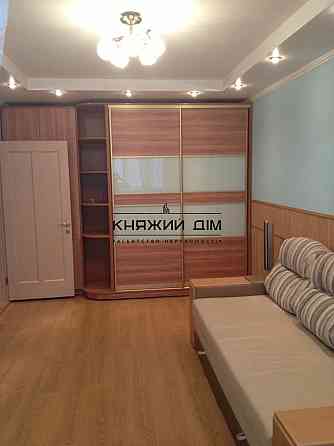 Оренда Квартира 1-кімнатна, 5/16 поверх на Княжий Затон ул. Киев