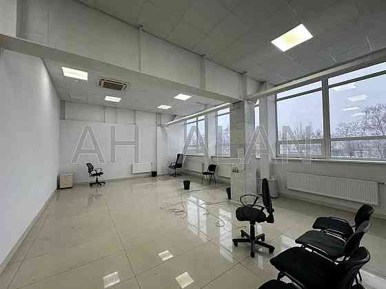 Оренда офісне приміщення на Василенка Миколи вул., 7 приміщень - 2, поверх - 3/8 Київ