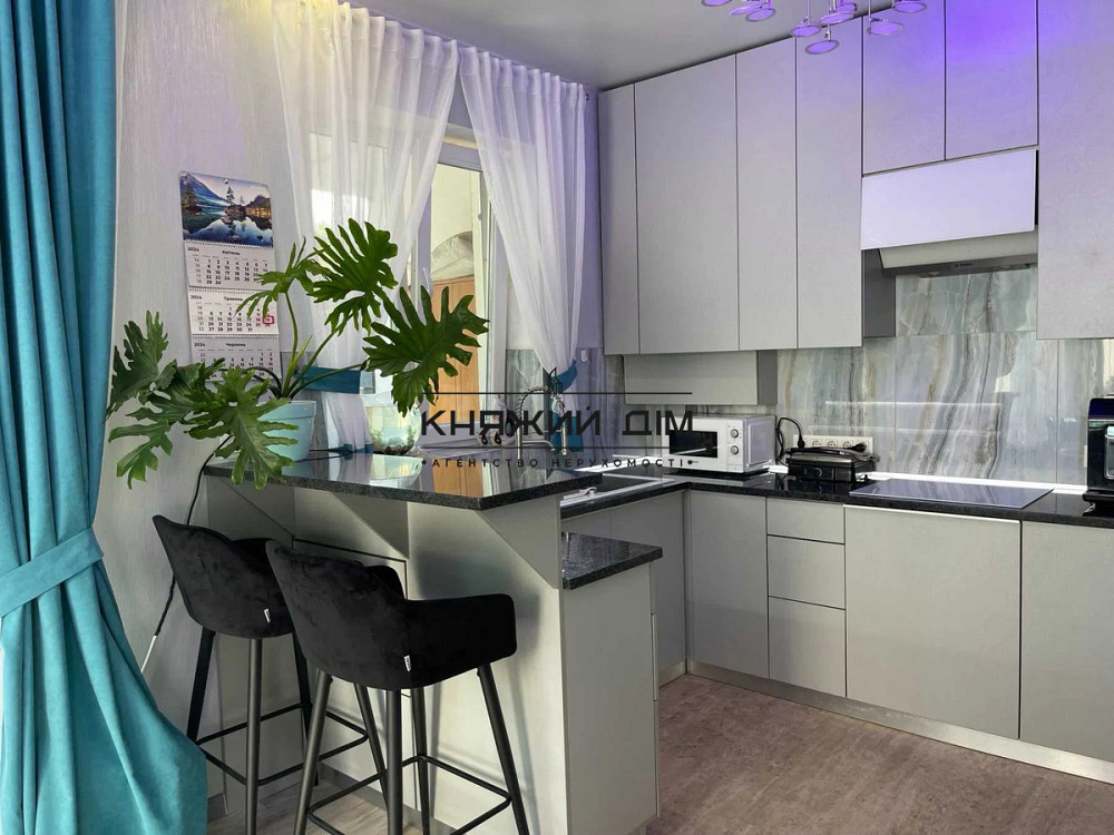 Продаж дуплексу 85 м2 з ремонтом, 3 сотки землі, басейн. Буча. № 2211762 Bucha - photo 1