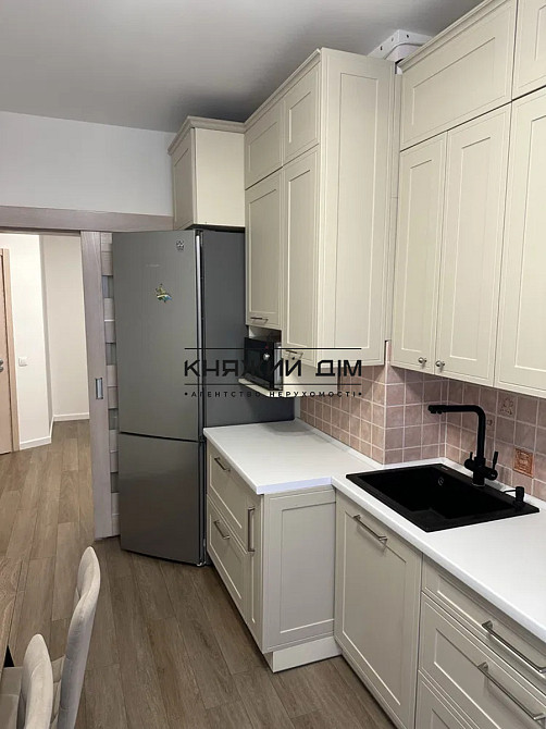 Продаж Квартира 3-кімнатна, 21/25 поверх на Днепровская Набережная Київ - фото 1