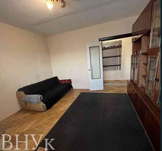 Продаж Квартира 3-кімнатна, 4/9 поверх на Міцкевича Uzhhorod