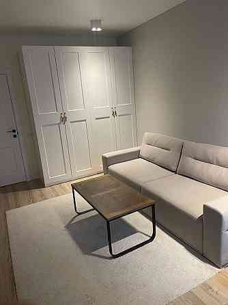 Продаж Квартира 2-кімнатна, 4/9 поверх на Метрологічна вул., д. 56 Київ