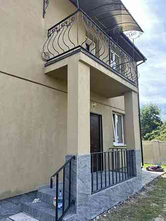 Продаж Будинок 4-кімнатний на вул. Бічна Zymna Voda