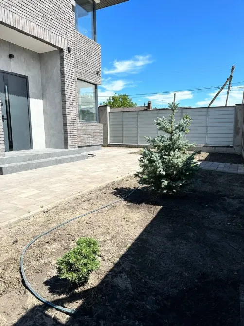 Продажа 2-этажный Дом с участком 5 сот 155 кв.м 6 комн. на Павла Глазова Стоянка - изображение 7