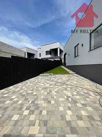 Продаж сучасного будинку. Червениця! Uzhhorod