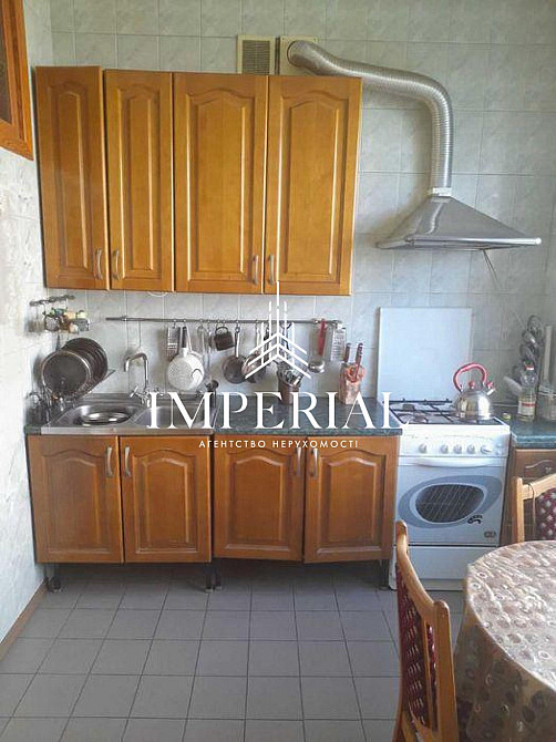 Продаж Квартира 2-кімнатна, 5/5 поверх на вул. Юлії Здановської Киев - изображение 1