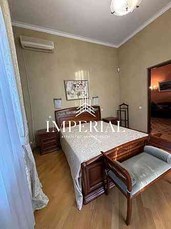 Оренда Квартира 3-кімнатна, 5/5 поверх на вул. Лютеранська Київ