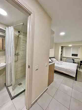 Оренда Квартира 1-кімнатна, 3/3 поверх на Квітнева Kiev