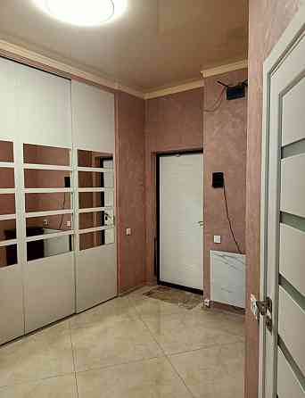 У продажу простора однокімнатна квартира на 13ст. Фонтану Одеса