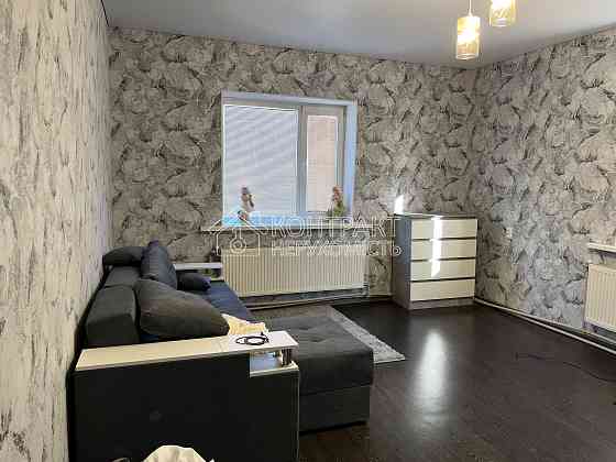 Продаж Будинок 6-кімнатний на вул. Академіка Байрачного Валки