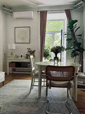 Продаж Квартира 3-кімнатна, 2/3 поверх на Тарасівська вул., д. 19 Киев