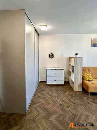 Оренда Квартира 1-кімнатна, 2/4 поверх на вул.Березова, 45 Киев