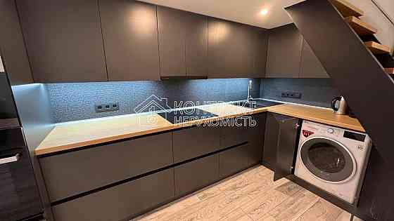 Продаж Квартира 3-кімнатна, 6/6 поверх на вул. Бестужева Харьков