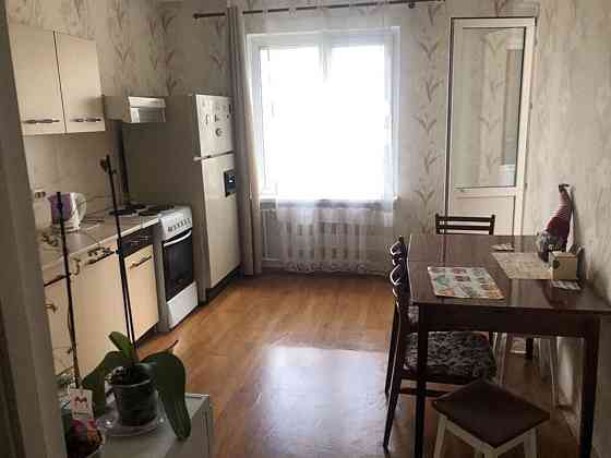 Оренда Квартира 1-кімнатна, 5/16 поверх на Урлівська, 9 Киев