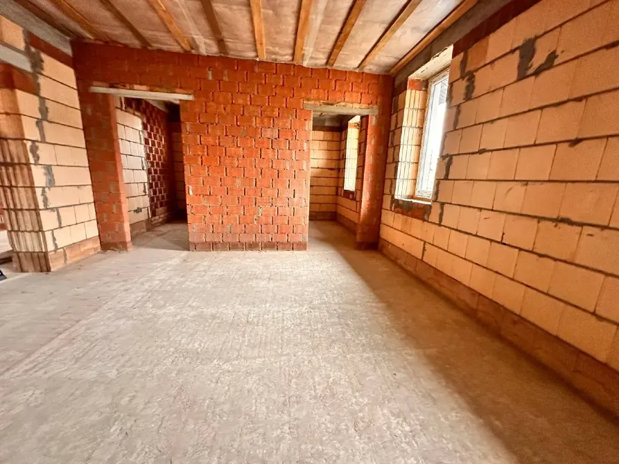 Продажа 2-этажный Дом с участком 5 сот 155 кв.м 6 комн. на Павла Глазова Стоянка - изображение 3