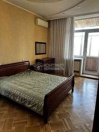 Оренда Квартира 3-кімнатна, 3/5 поверх на вул. Победителей Kharkiv