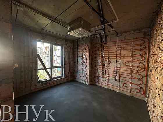 Продаж Квартира 2-кімнатна, 4/4 поверх на Бандери С. пр. Ternopil'