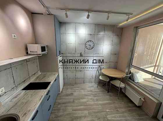 Оренда Квартира 1-кімнатна, 17/25 поверх на Правды просп. Киев