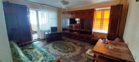 Продам 3-комнатную квартиру на Таирова Одесса