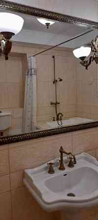 Оренда Квартира 3-кімнатна, 7/9 поверх на Введенская ул., 29/58 Киев