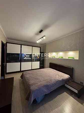 Продаж Квартира 3-кімнатна, 15/22 поверх на вул. Милославская Kiev