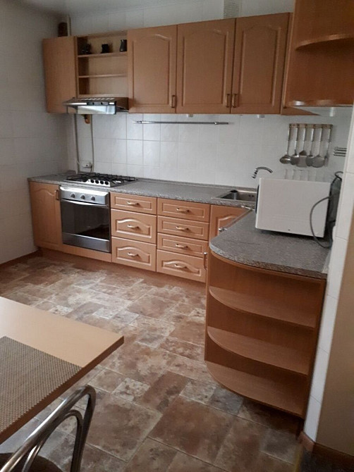 Оренда Квартира 1-кімнатна, 2/5 поверх на Є. Харченко, 43 а Киев - изображение 2