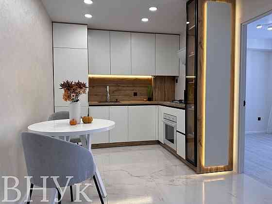 Продаж Квартира 3-кімнатна, 11/11 поверх на вул. Білогірська Тернопіль