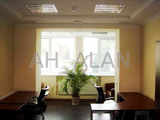 Оренда Будинок на Ірининська вул., 5/24 Kiev