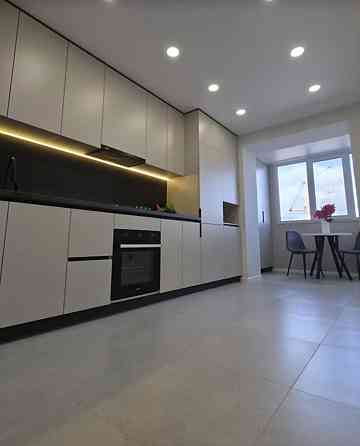 Продаж 3к квартири 84 кв. м на вул. Іллєнка Ternopil'