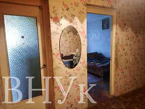 Продаж Квартира 3-кімнатна, 6/9 поверх на вул. Шафарика Львів