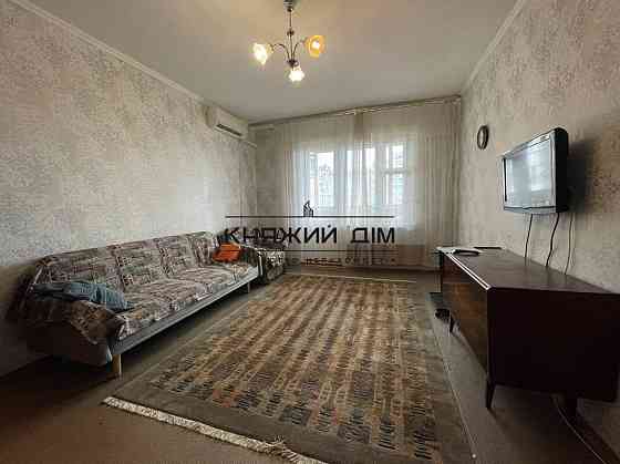 Оренда Квартира 2-кімнатна, 10/16 поверх на Ревуцкого ул. Kiev