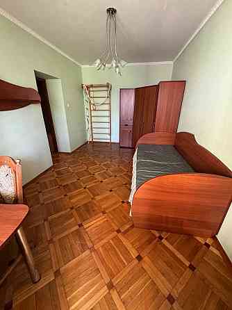 Продаж Квартира 2-кімнатна, 4/9 поверх на Володимира Івасюка вул., д. 16-Д Київ