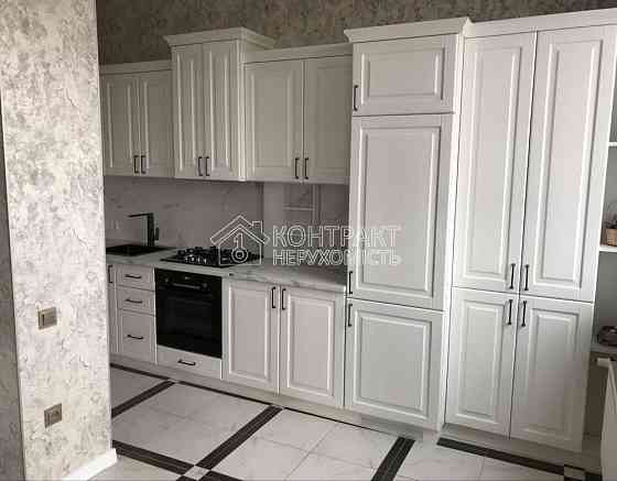 Продаж Квартира 3-кімнатна, 5/6 поверх на вул. Дмитрівська Kharkiv