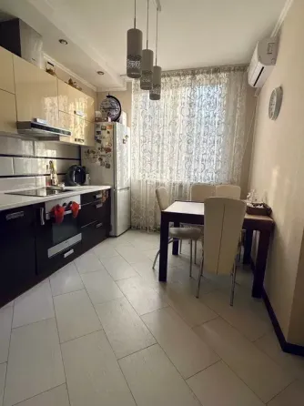 Продаж Квартира 1-кімнатна, 6/18 поверх на вул. Юлії Здановської, 50/2 Киев