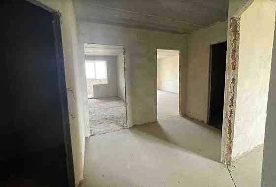 Продаж 2к квартири 71 кв. м на вул. Довженка Олександра Тернопіль
