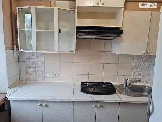 Оренда Квартира 1-кімнатна, 2/5 поверх на Привокзальна, 14 Київ