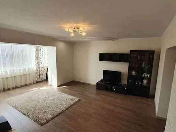 Оренда Квартира 1-кімнатна, 9/12 поверх на ул. Анны Ахматовой Kiev