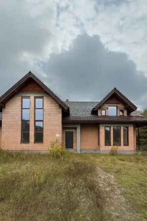 For sale 2-storey House with land 30 ares 300 sq.m 5 rooms at Київська область, Києво-Святошинський район, с. Дмитрівка, вулиця Вишнева, 53 Irpin