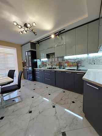 Продаж Квартира 2-кімнатна, 3/10 поверх на Макогона вул., 25а Івано-Франківськ