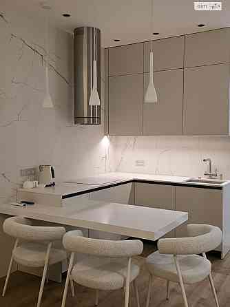 Продаж Квартира 2-кімнатна, 14/19 поверх на Бульварно-Кудрявська вул., д. 17А Kiev