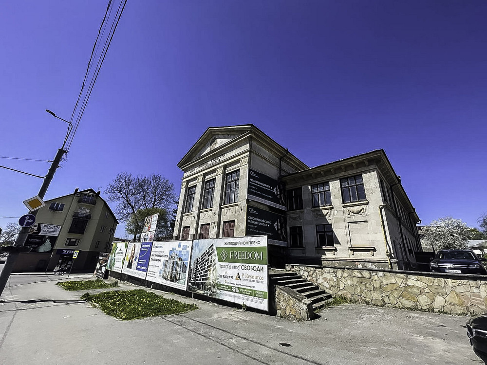 Продаж торгове приміщення на Бандери С. пр. поверх - 1/3 Тернопіль - фото 2