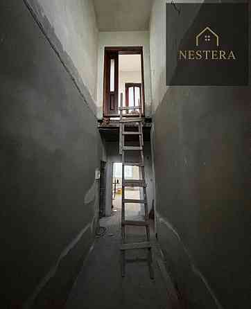 Продаж Будинок 5-кімнатний на вул. Травнева Баранинци