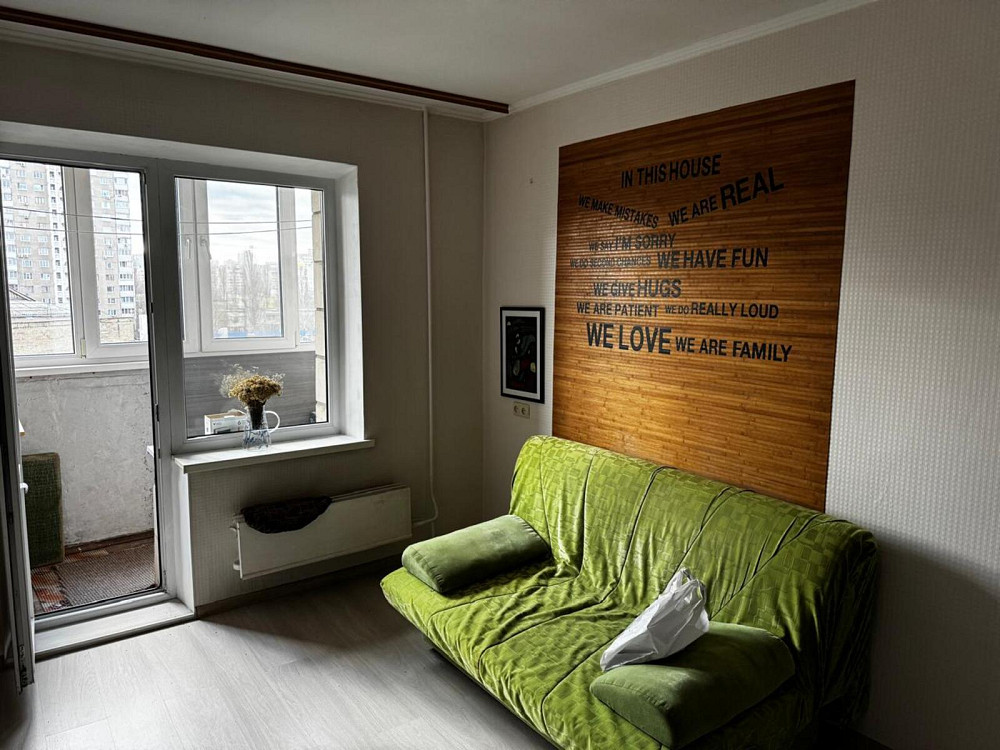 Оренда Квартира 1-кімнатна, 6/9 поверх на Харьковское шоссе, 170а Kiev - photo 1