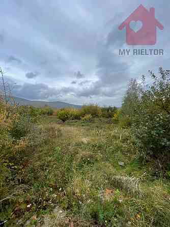 Продаж земельної ділянки 10 соток Huta