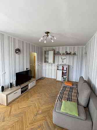 Продаж Квартира 3-кімнатна, 5/5 поверх на вул. Тобольська Харків