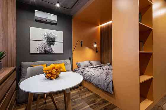 Оренда Квартира 1-кімнатна, 1/9 поверх на Регенераторна, 4 Киев