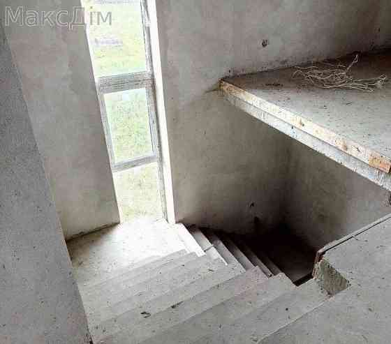 Продаж Будинок 6-кімнатний на вул. Миру бічна Velikaya Berezovica