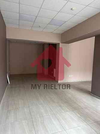 Продаж приміщення вільного призначення на Толстого Л. поверх - 1 Uzhhorod